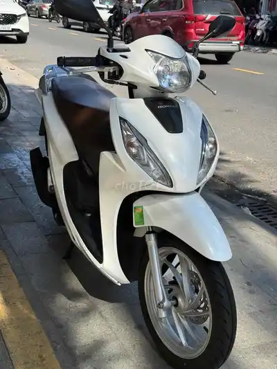 Honda Vision 2023 Стандартная белая