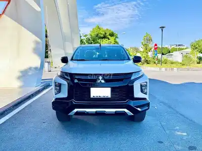 Mitsubishi Triton Athlete 2022 белый 60000 км