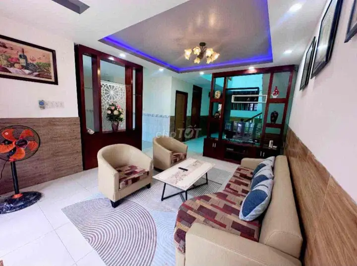 Красивый дом с садом возле супермаркета GO! в Вinh Diem Trung, Nha Trang