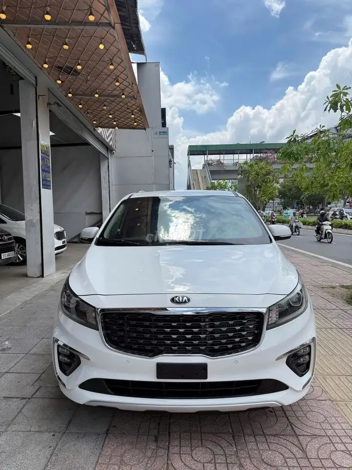 KIA SEDONA 2.2 FL DAT 2020 Белый