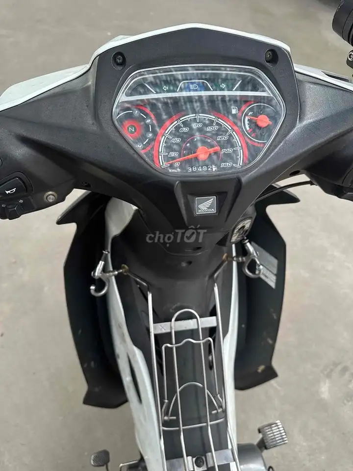 Honda Blade 110, литые диски, дисковый тормоз, 2018 г., хошиминские номера