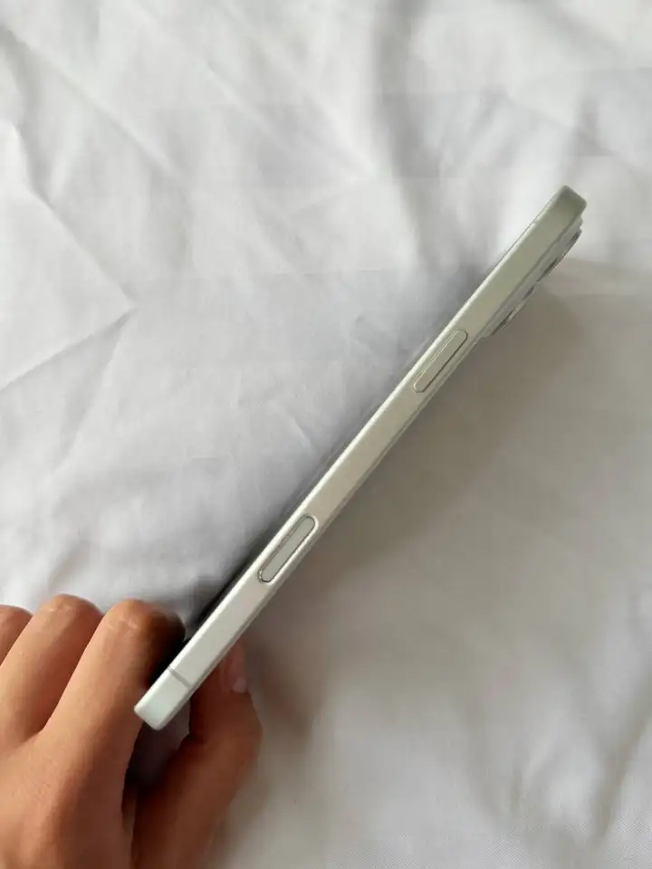 iPhone 16 Plus 128 ГБ