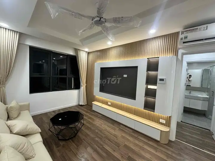 Срочная продажа: Кв-ра в ЖК C1, Xuân Thủy, Hồ Tùng Mậu