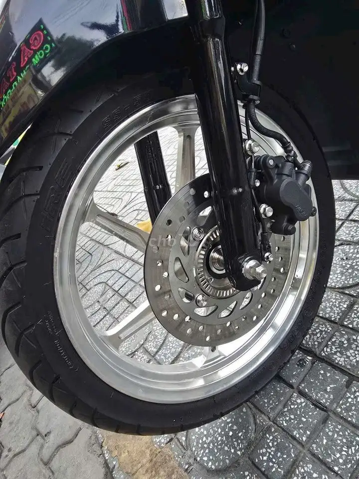 Honda SH 160 ABS 2024 пробег 5 тыс. км тюнинг оригинал 1 хозяин