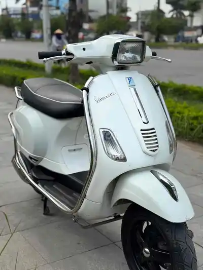 Piaggio Vespa S White 125 куб. см, то есть экономия топлива