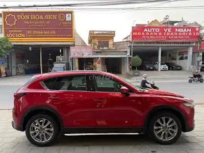 Mazda CX5 2.0 Premium 2020 Красный 81 000 км
