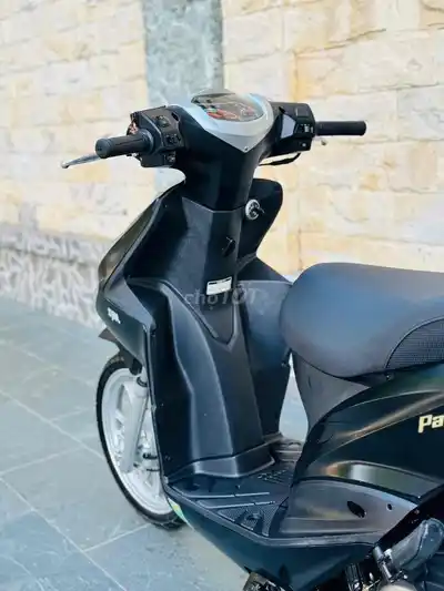 SYM Passing 50 куб. см 2023 г. Черная шероховатость на VIP-самолете