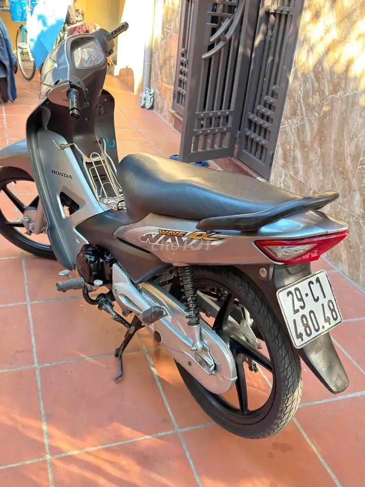 Honda Wave 100cc 2015 серый, красивая, литые диски Honda