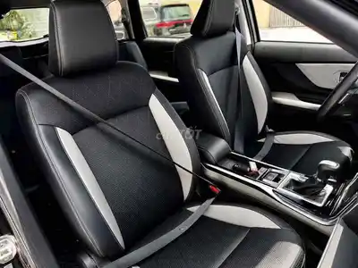Toyota Veloz TOP 2024 Серый - Салон Черный. Машина Как Новая