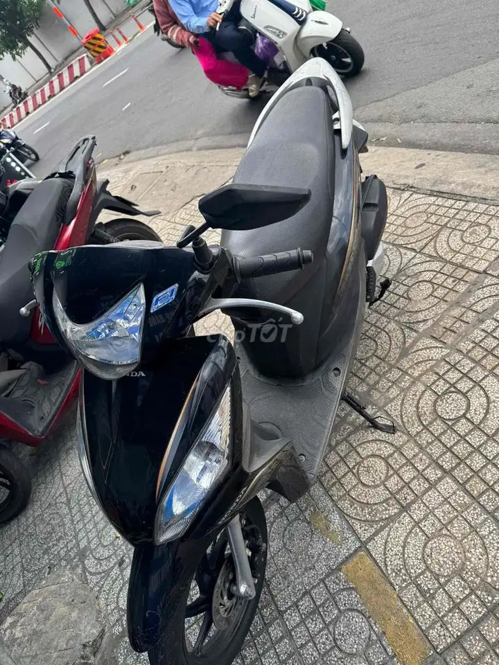 Honda Vision 2014, черный, 30 000 км