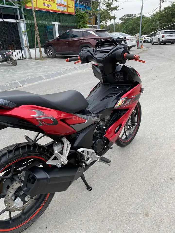 Honda Winner X красно-черный -2021, собственник, состояние 95%