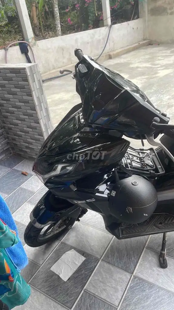 Honda Air Blade черный, пробег всего несколько тысяч километров