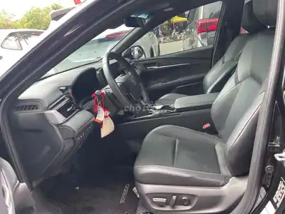 Toyota Camry 2.5HEV-MiD 2025 черный, пробег 36 000 км