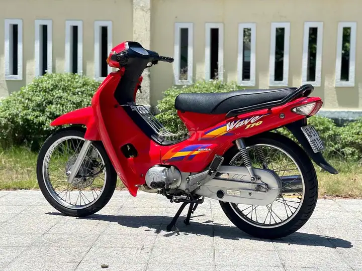 Honda Wave 100, красный, вьетнамской сборки