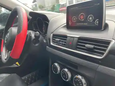 Mazda 3 2016 Hatchback 1.5 синий