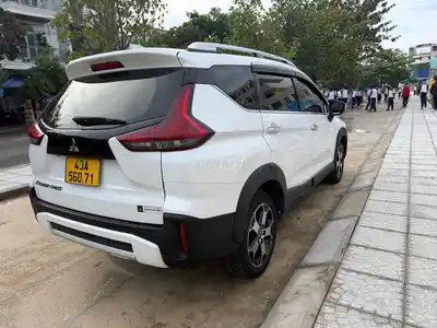 Mitsubishi Xpander Cross 2020 автомат белый