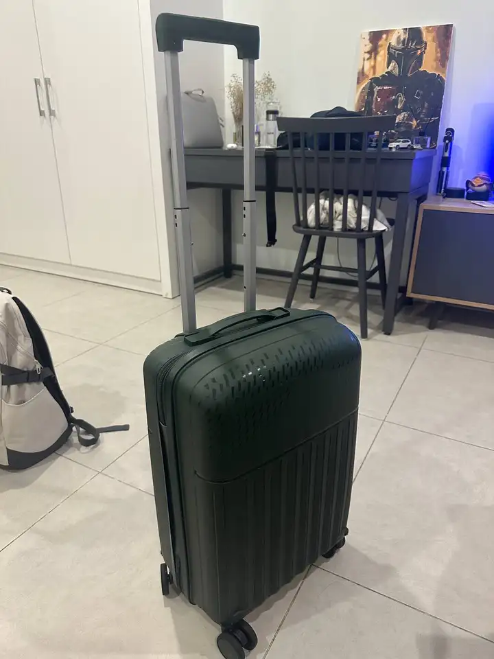 Чемодан под ручную кладь S (cabine) 55x37x23