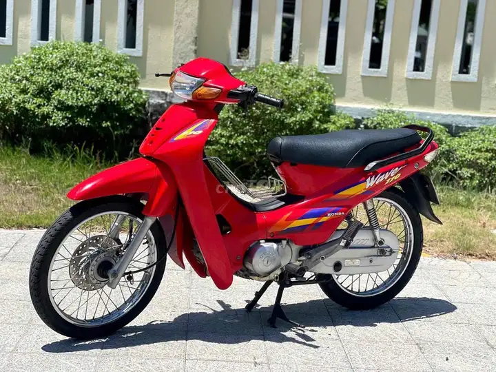 Honda Wave 100, красный, вьетнамской сборки