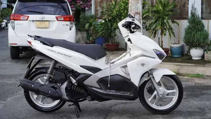 Honda Airblade 125 2017 Белый 35к