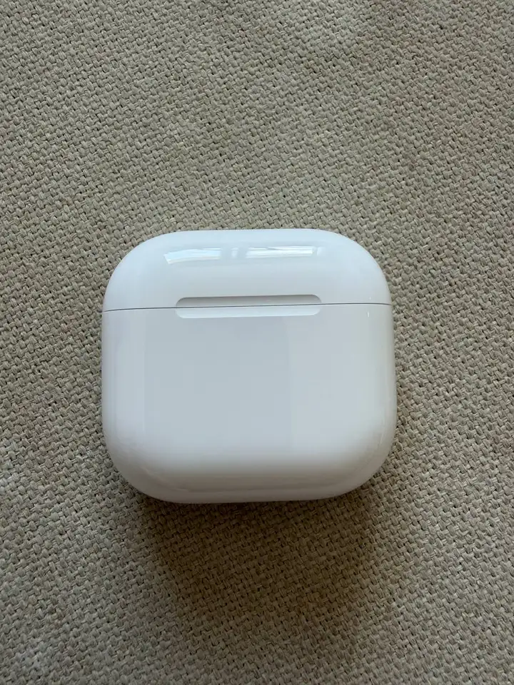 AirPods 4 с ANC