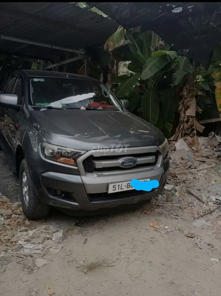 Ford Ranger Wildtrak серый, пикап с автоматической коробкой передач
