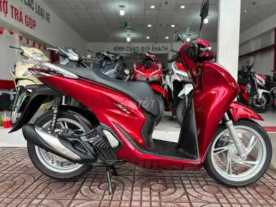 Honda SH 150 CBS 2020 красно-черный 8000 км