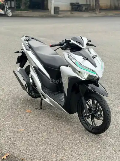 Honda Vario 150 серебристый Porsche 2021 год номер 43