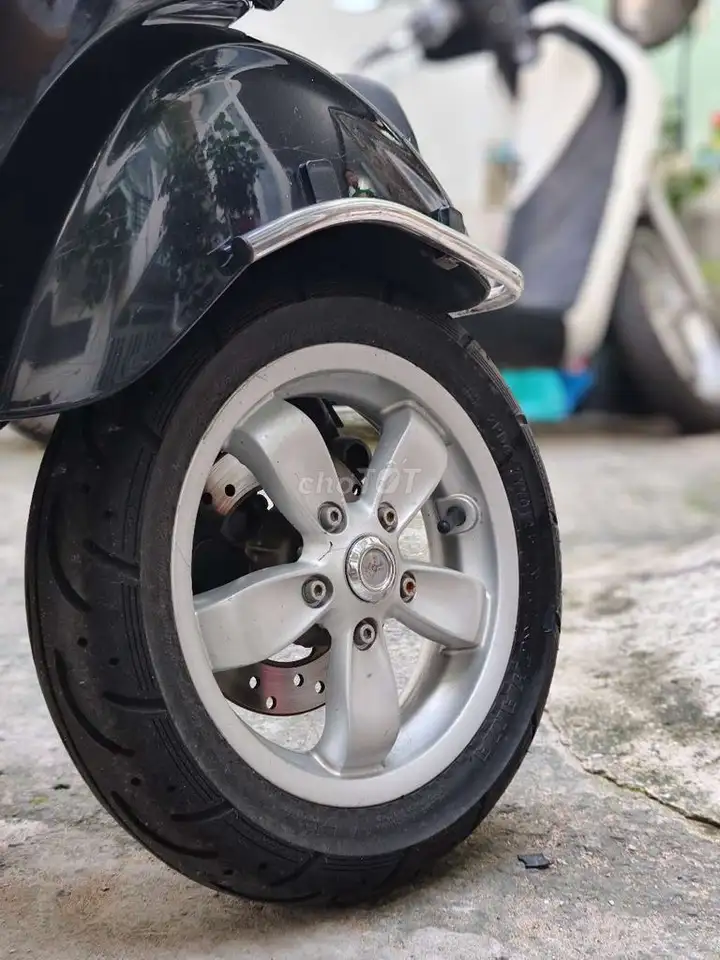 Piaggio Vespa Primavera 2015, черный, 42768 км