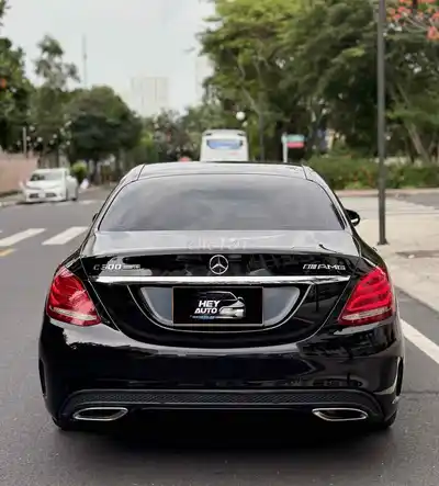 Мерседес C300 AMG 2017 — 57 000 км (зин)