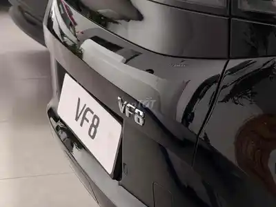 Электромобиль VinFast VF8 Черный