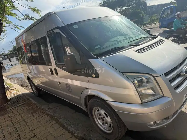 Ford Transit грузовой фургон 950 кг, серебристый, 2013 г.в.
