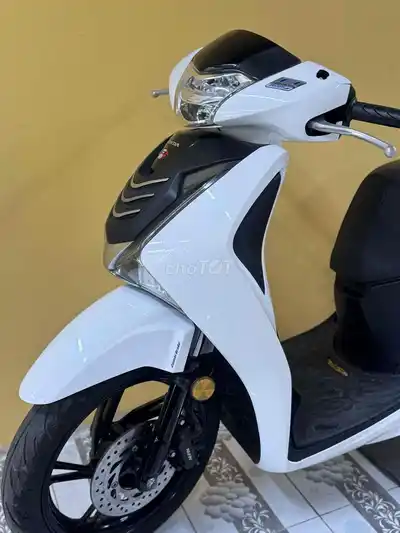 SH 125 2018 черно-белый супер новый 43D1-693.96