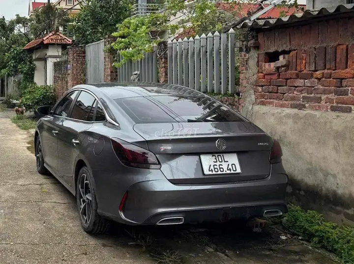 MG MG5 Lux 2024 серый 38000 км