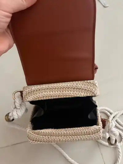 Сумочка плетеная каркасная
