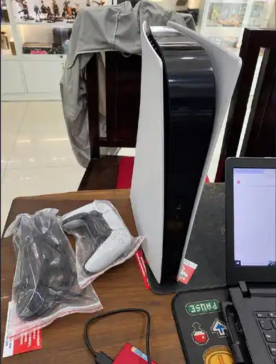 PS5 Slim с дисководом