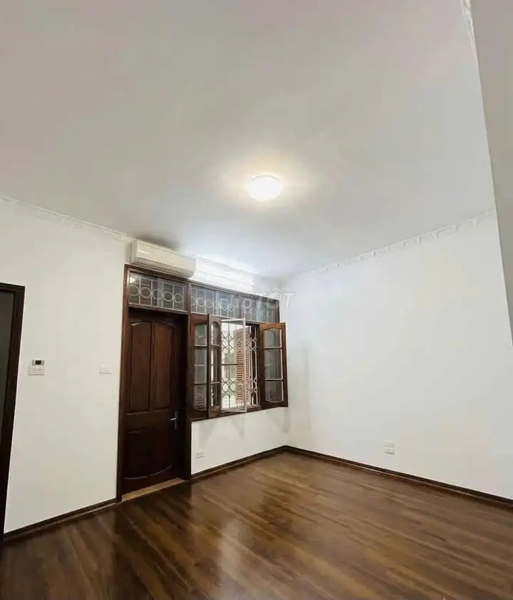 Аренда дома 50м², 5 этажей, переулок 121 Тай Ха, Дыонг Да