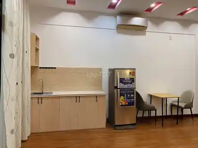 Квартира-студия с балконом в аренду - Кинь Дуонг Вуонг