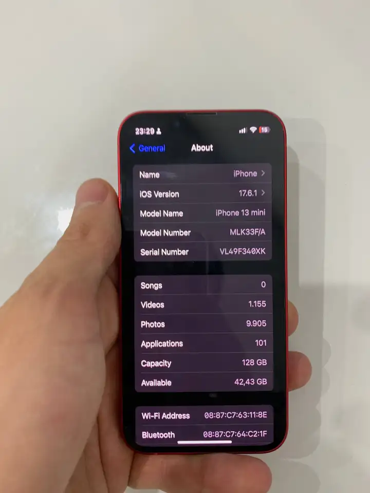 iPhone 13 mini