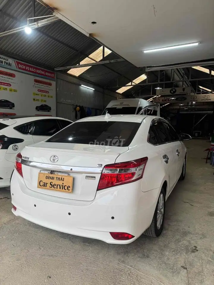 Toyota Vios 2017 механика белый 106 669 км