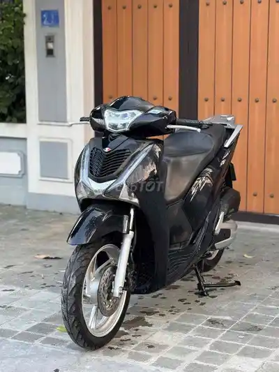 HONDA SH 125I 2017 Черный Оригинал Отличное состояние