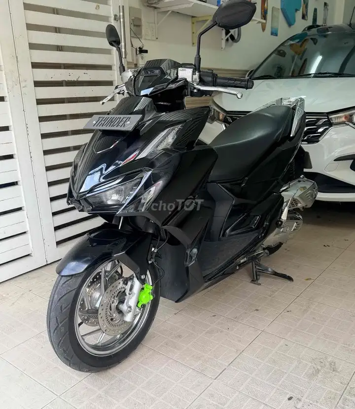 Honda Vario 160cc ABS 2024 черный глянцевый б/у