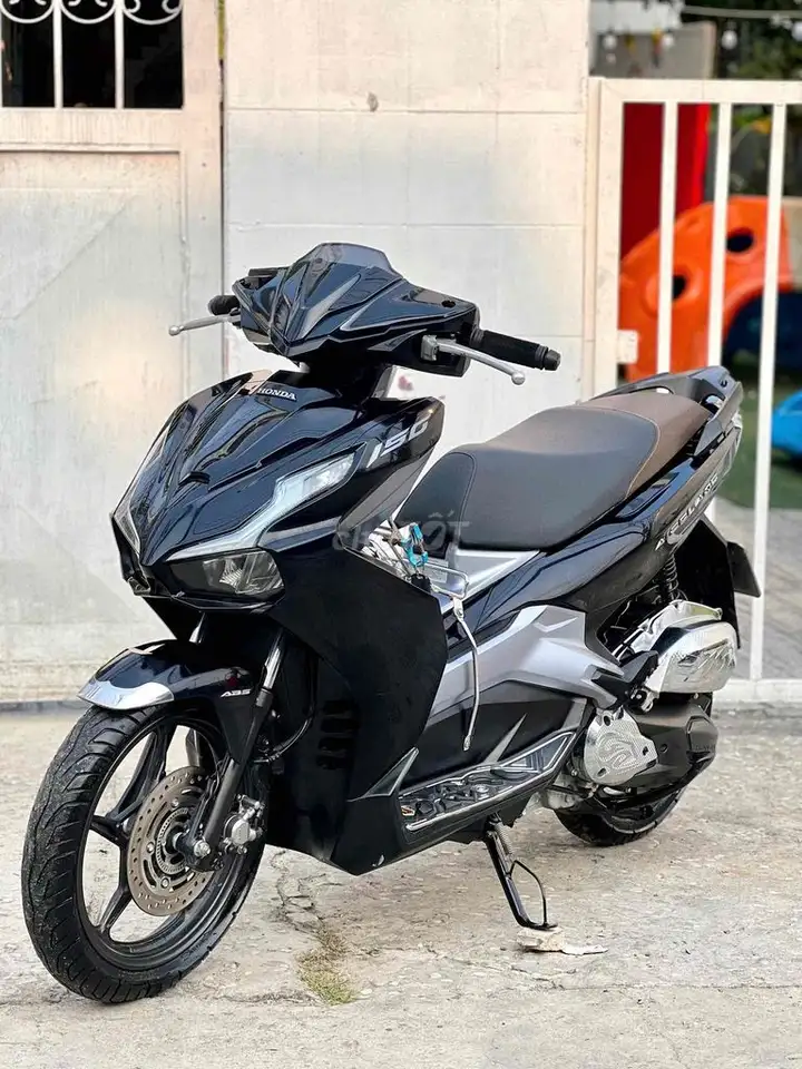 Honda Airblade 150 ABS 2022 черный 8000км