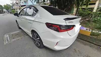 Семейный автомобиль в хорошем состоянии