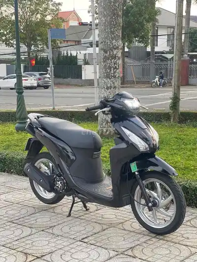 Черный Honda Vision