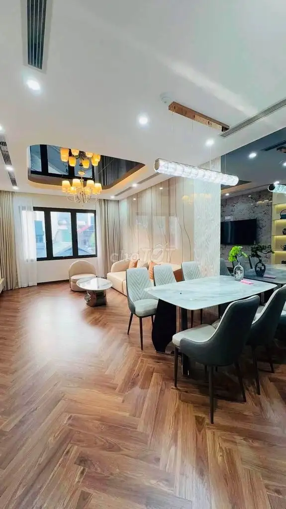 Продажа дома на Тхай Ха, Донг Да, 41 м², 7 этажей, гараж, лифт