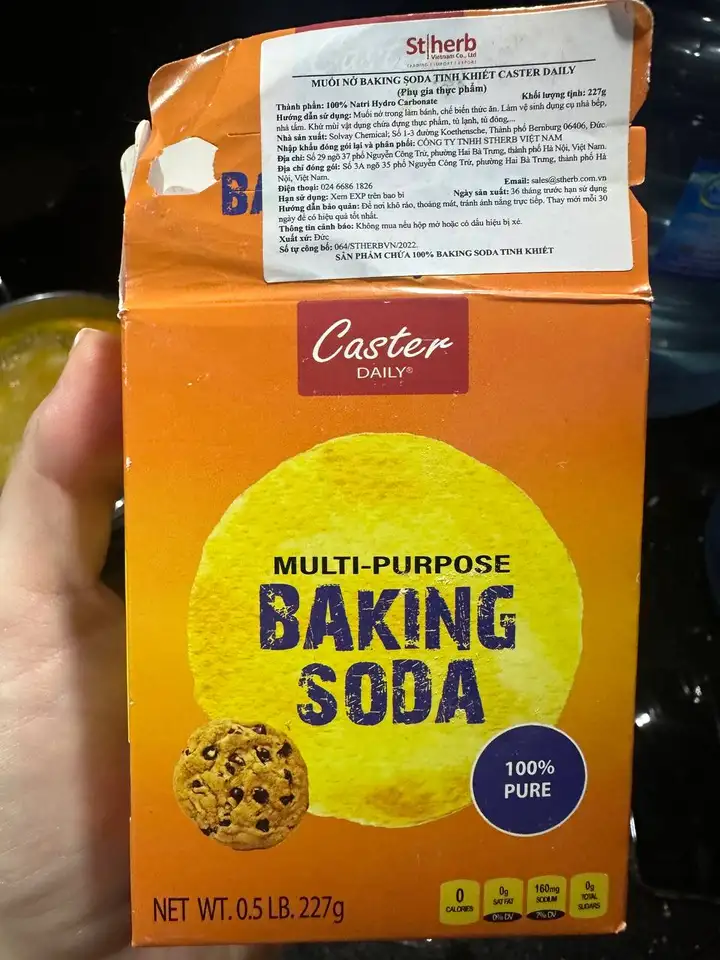 Доска, лопатка, венчик, сода, матрас, салатница