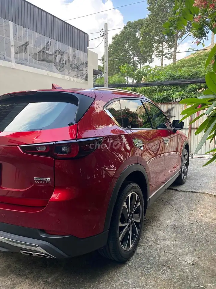 Mazda CX5 Luxury 2023 Красный 46000 км