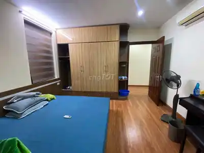 Аренда 3-комнатной квартиры 145м² в Comatce Tower, с мебелью