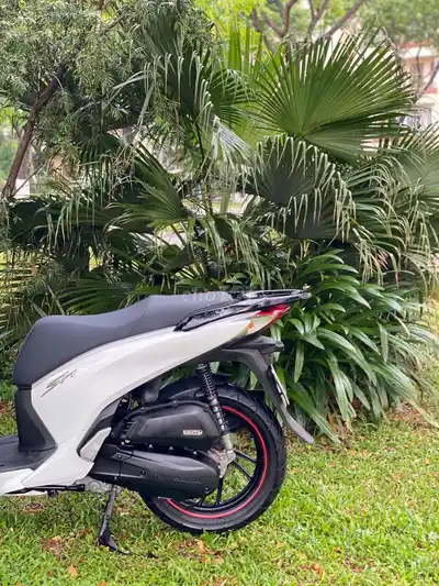 Honda SH 125cc 2016 белый-черный - рассрочка первый взнос 13 млн