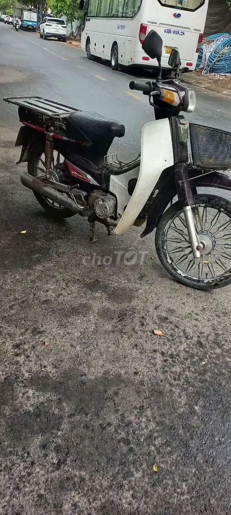 Honda Dream, цвета: белый, черный, б/у